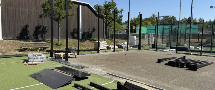 Baufortschritte beim Aufbau der Padelanlage